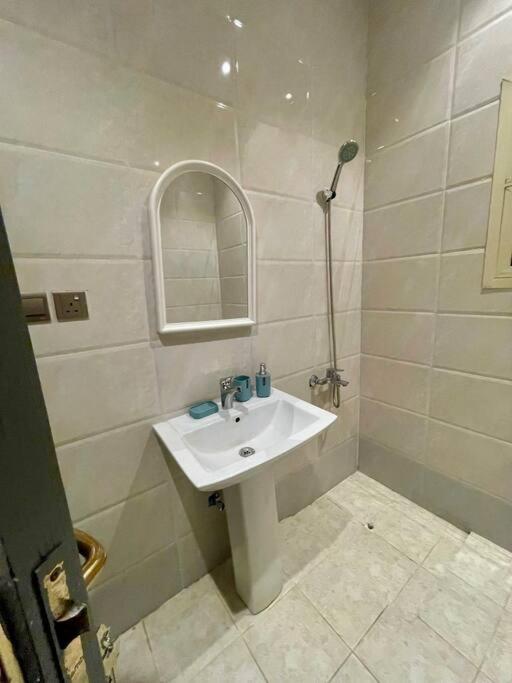 Luxury Studio With Private Side Entrance Apartment Riyadh