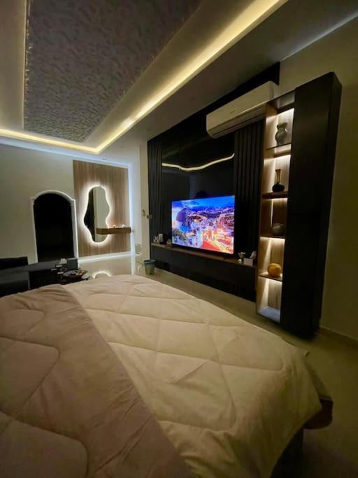 Luxury Studio With Private Side Entrance * Riyadh